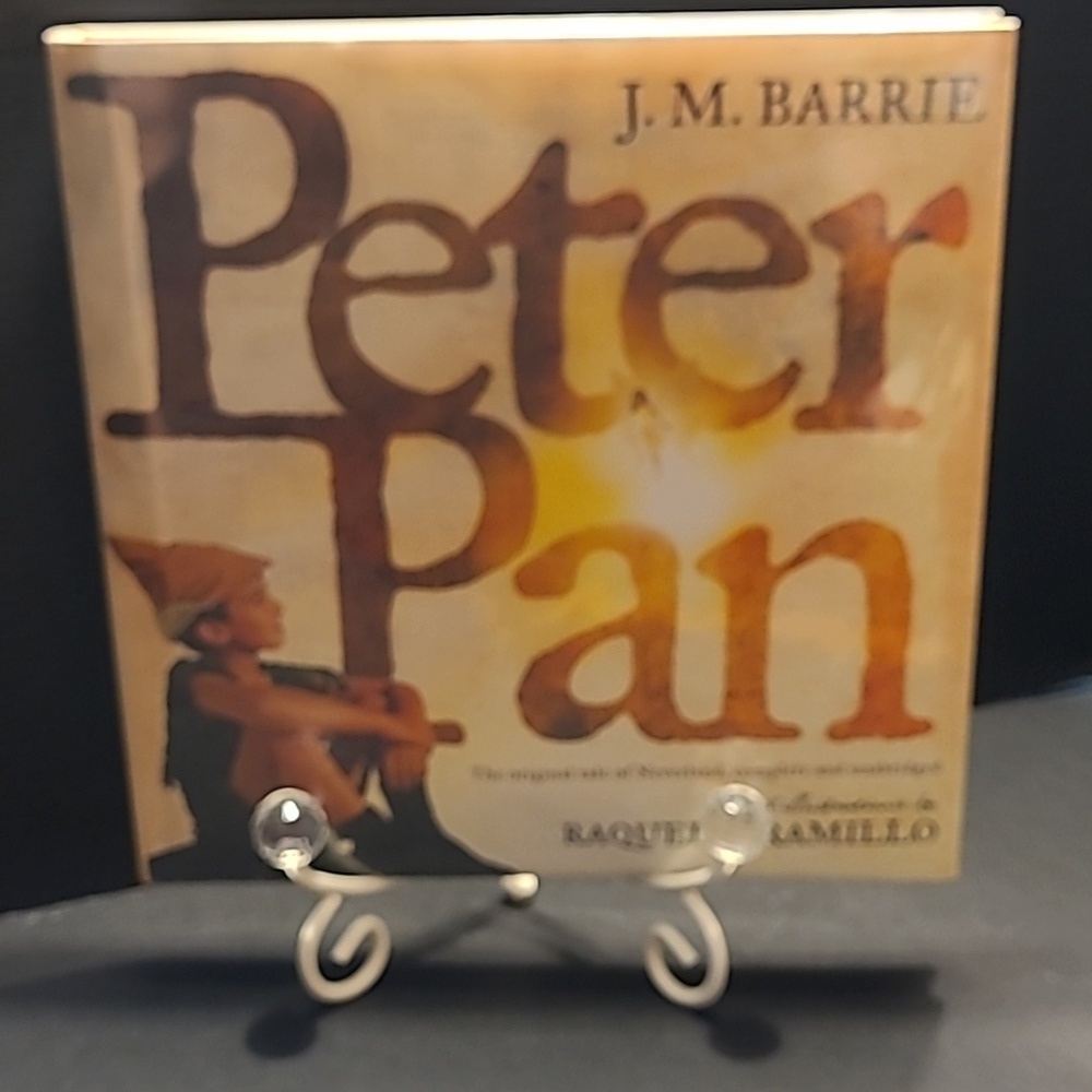 Vintage Y2k  J.M BARRIE PETER PAN HARDCOVER